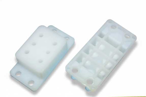 3640-32 1" White Case Member Space