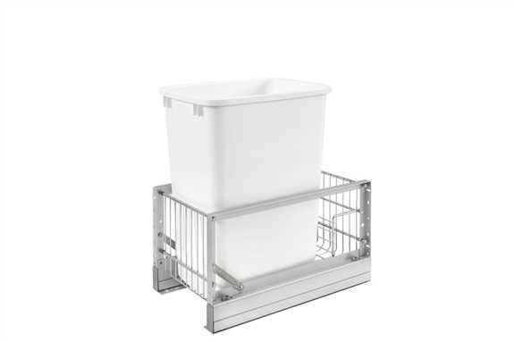 Single 35 Quart Aluminum Bottom Mount Pullout Waste Container w/Soft-Close (18'' Depth)